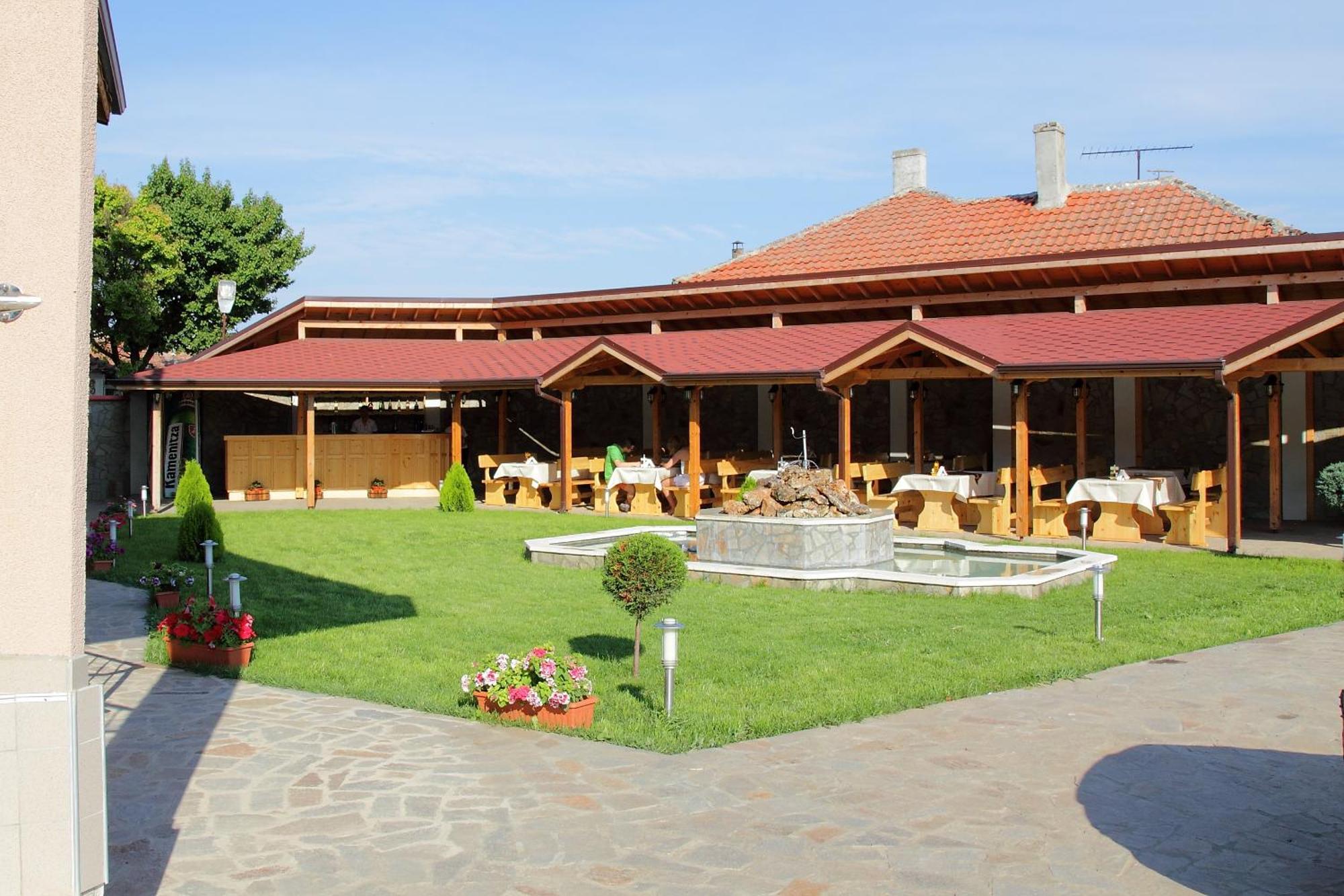Hotel Akre Kavarna Dış mekan fotoğraf
