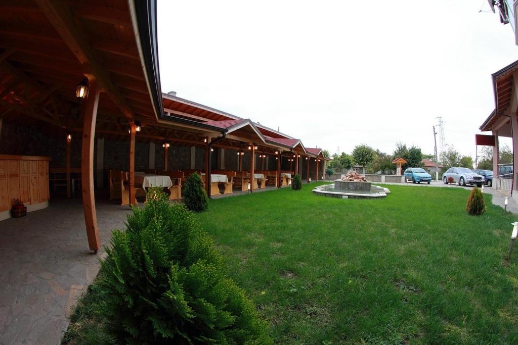 Hotel Akre Kavarna Dış mekan fotoğraf